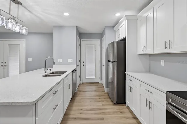 $1,850 | 12909 Star Country Lane, Unit B, Dover, FL 33527