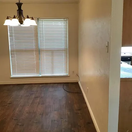 $2,095 | 2622 Meadowview Drive, Arlington, TX 76016