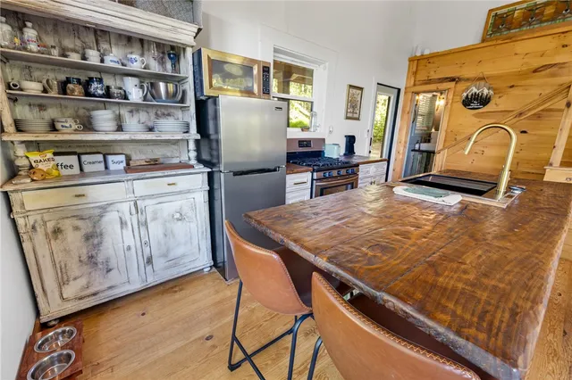 $529,900 | 548 Black Rock Mountain Parkway, Rabun Gap, GA 30568