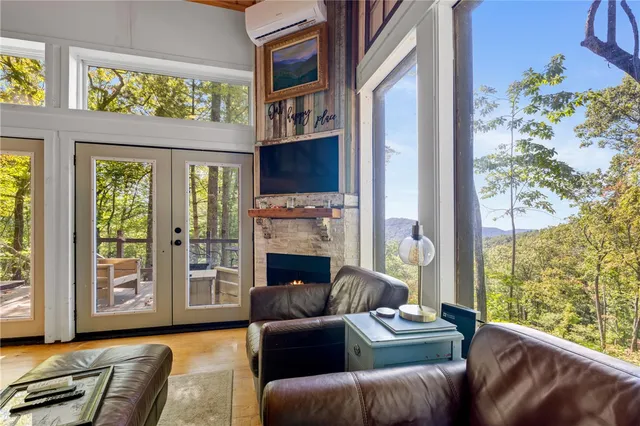 $529,900 | 548 Black Rock Mountain Parkway, Rabun Gap, GA 30568