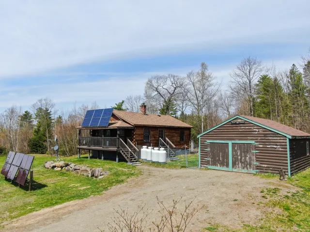 $280,000 | 111 Fryes Lane, Greenbush, ME 04418
