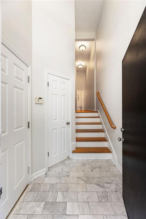 4010 Roswell Road Northeast, Unit 7 Atlanta, GA 30342 - Photo 3 of 36