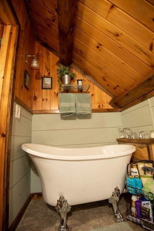 1201 Wauwinet Road Barre, MA 01005 - Photo 27 of 42