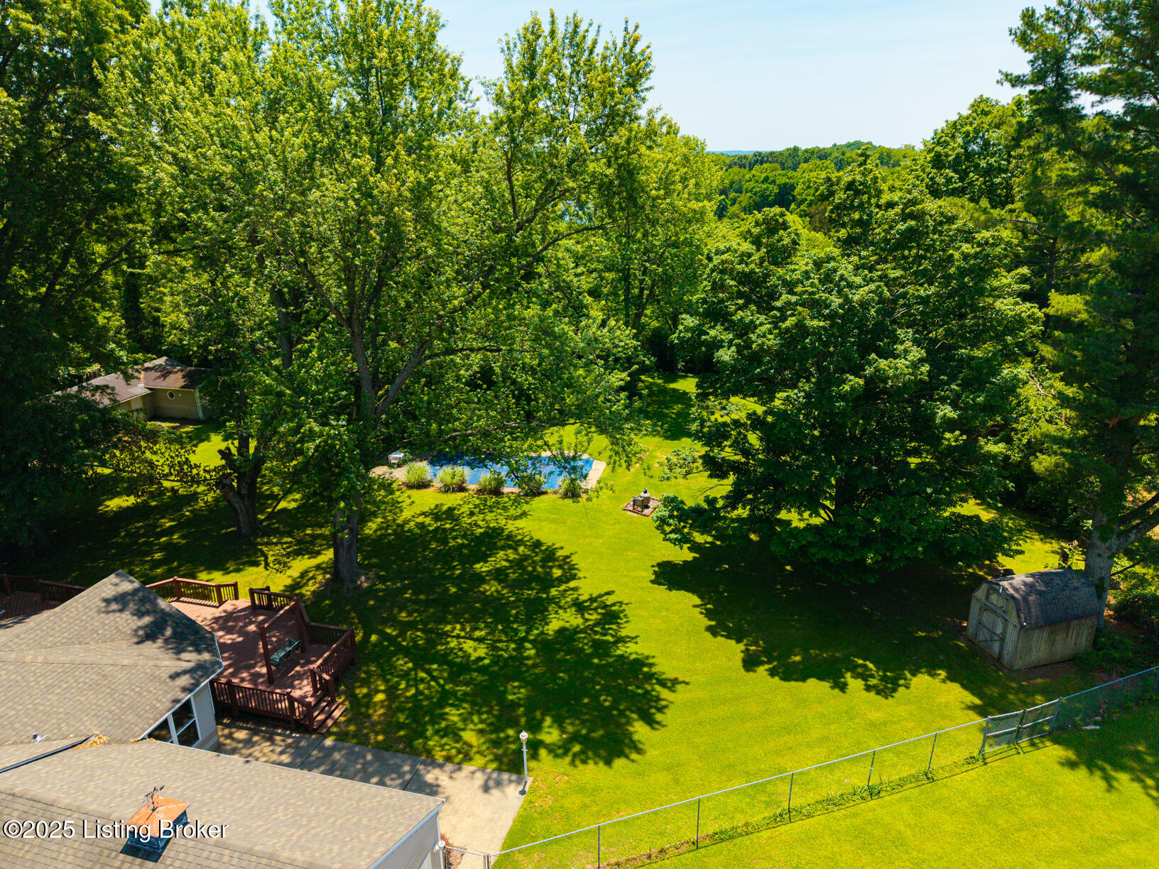 6712 Cooper Chapel Road Louisville, KY 40229 - Photo 72 of 78 DJI_20250602134314_0803_D