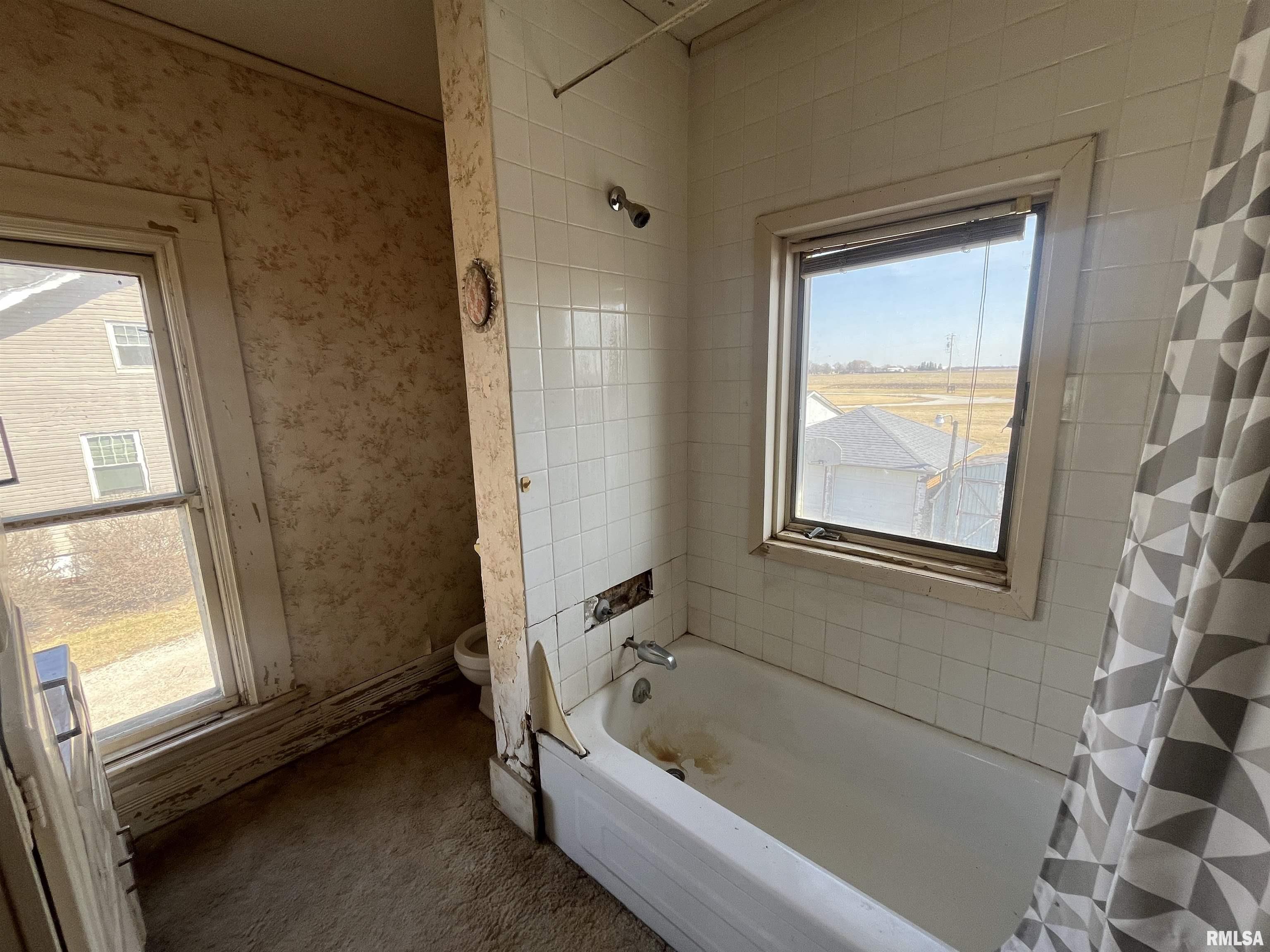 1695 Highway 67 Preemption, IL 61276 - Photo 27 of 39