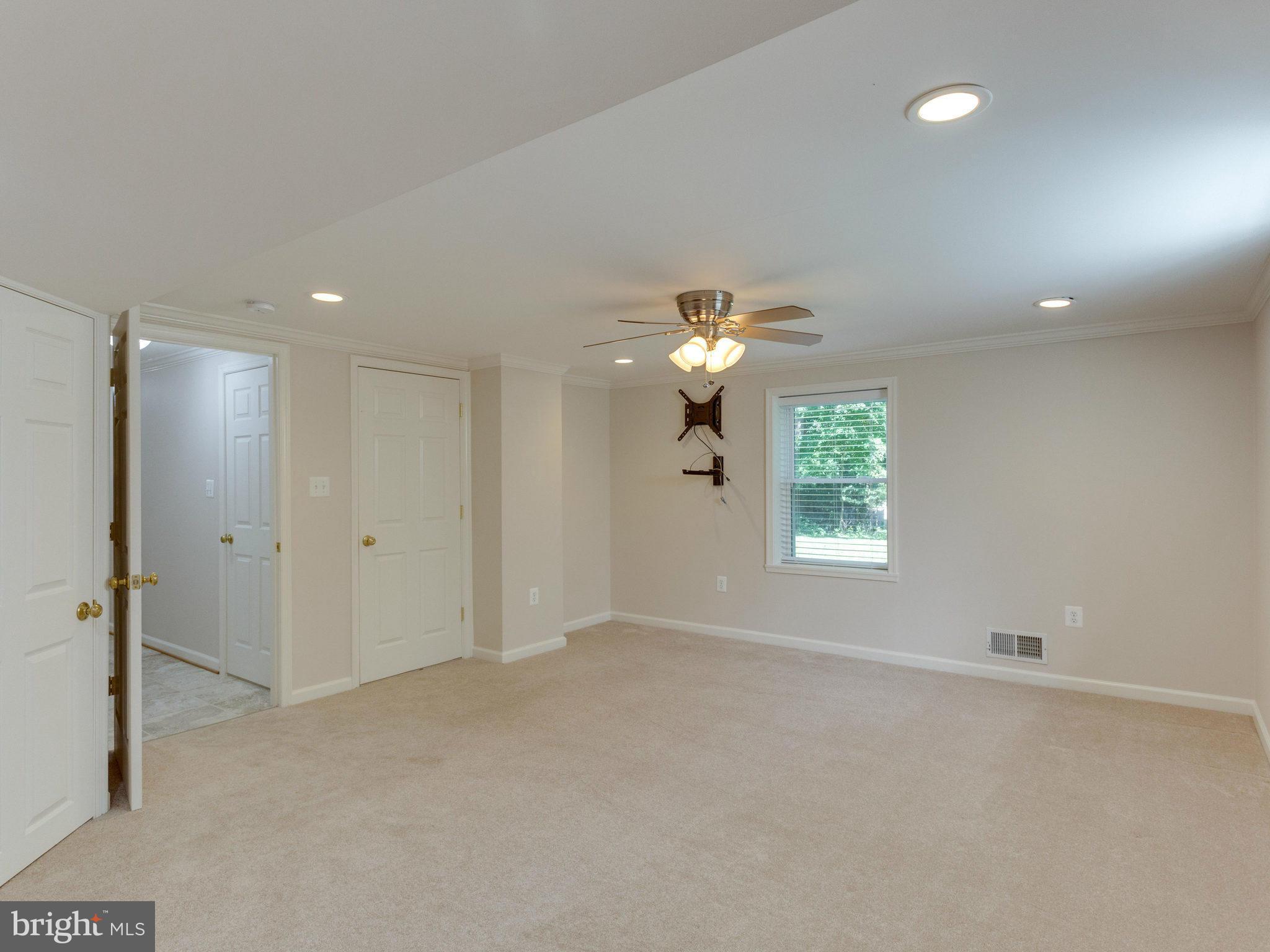 10004 Fairoaks Road Vienna, VA 22181 - Photo 11 of 30 Bedroom (Master) 2