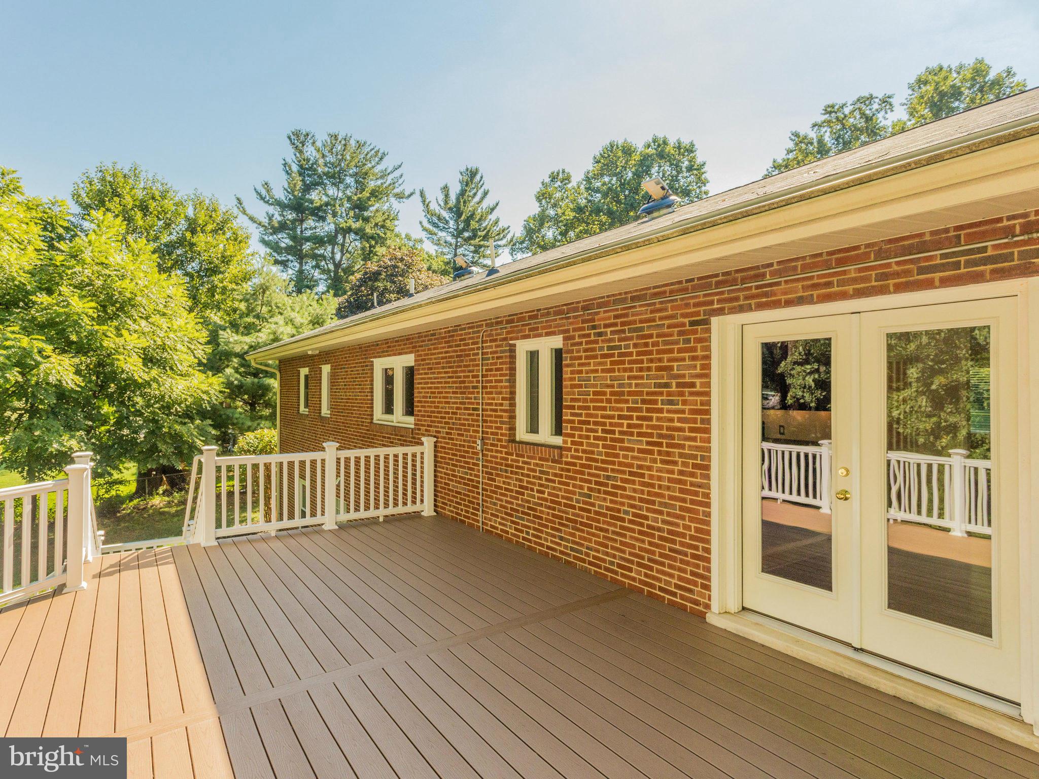 10004 Fairoaks Road Vienna, VA 22181 - Photo 30 of 30 Exterior (General)