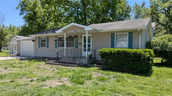 $125,000 | 521 North 3rd Street, Iola, KS 66749