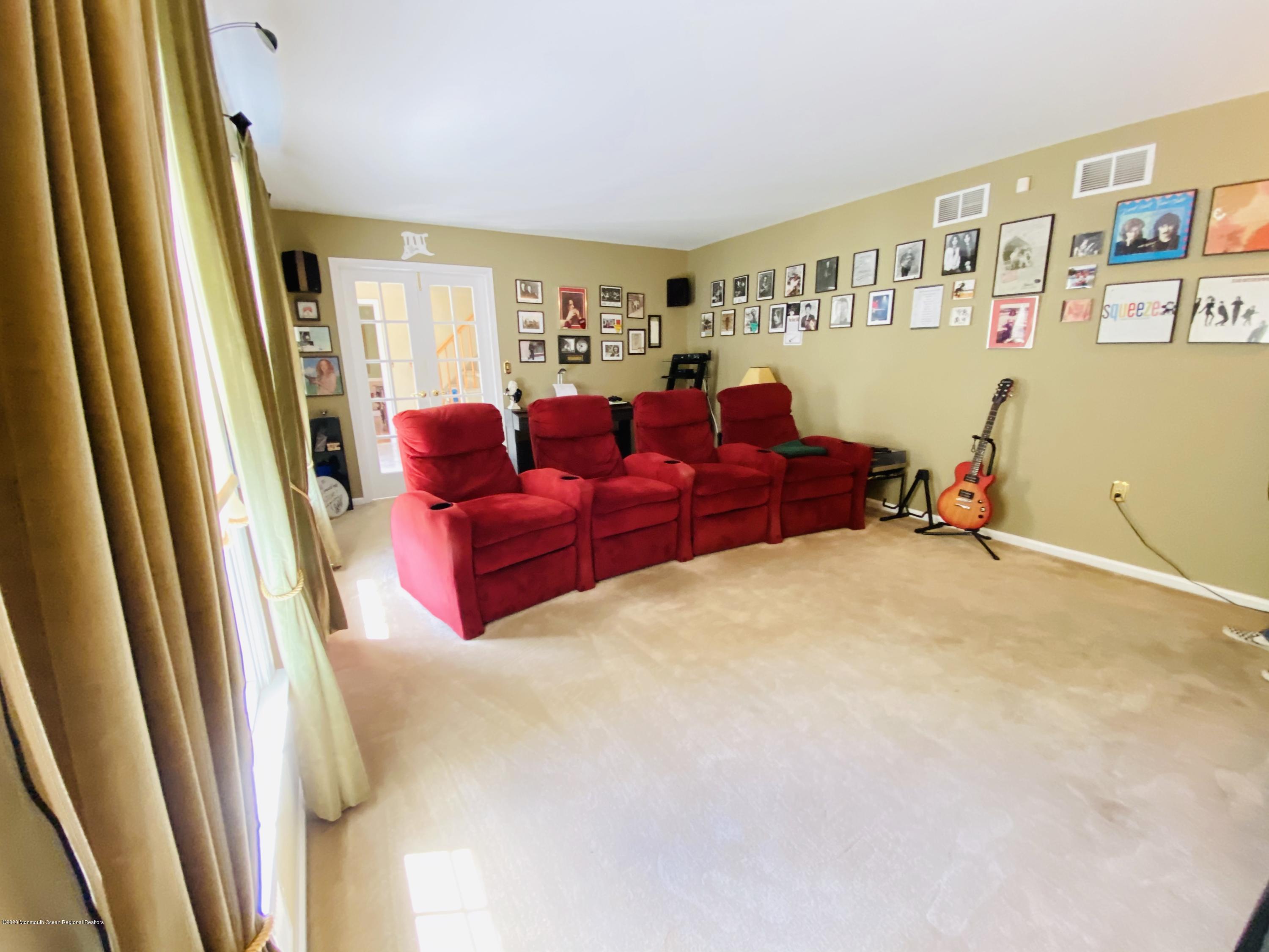 10 Shield Road Millstone Township, NJ 08535 - Photo 7 of 43 F74E5995-AAB6-466C-92CD-BB4CF75ABDCF