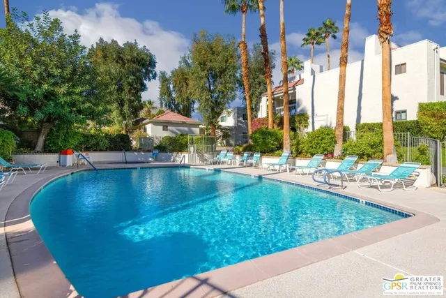 $284,900 | 1725 North VÃa Miraleste, Unit 2111, Palm Springs, CA 92262