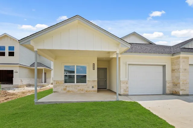 $1,599 | 506 Whirlaway Drive, Unit B, Jarrell, TX 76537