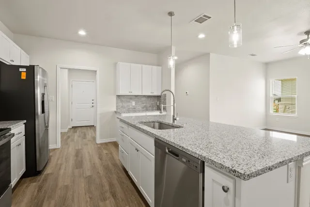 $1,599 | 506 Whirlaway Drive, Unit B, Jarrell, TX 76537