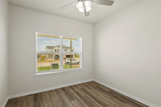 $1,599 | 506 Whirlaway Drive, Unit B, Jarrell, TX 76537