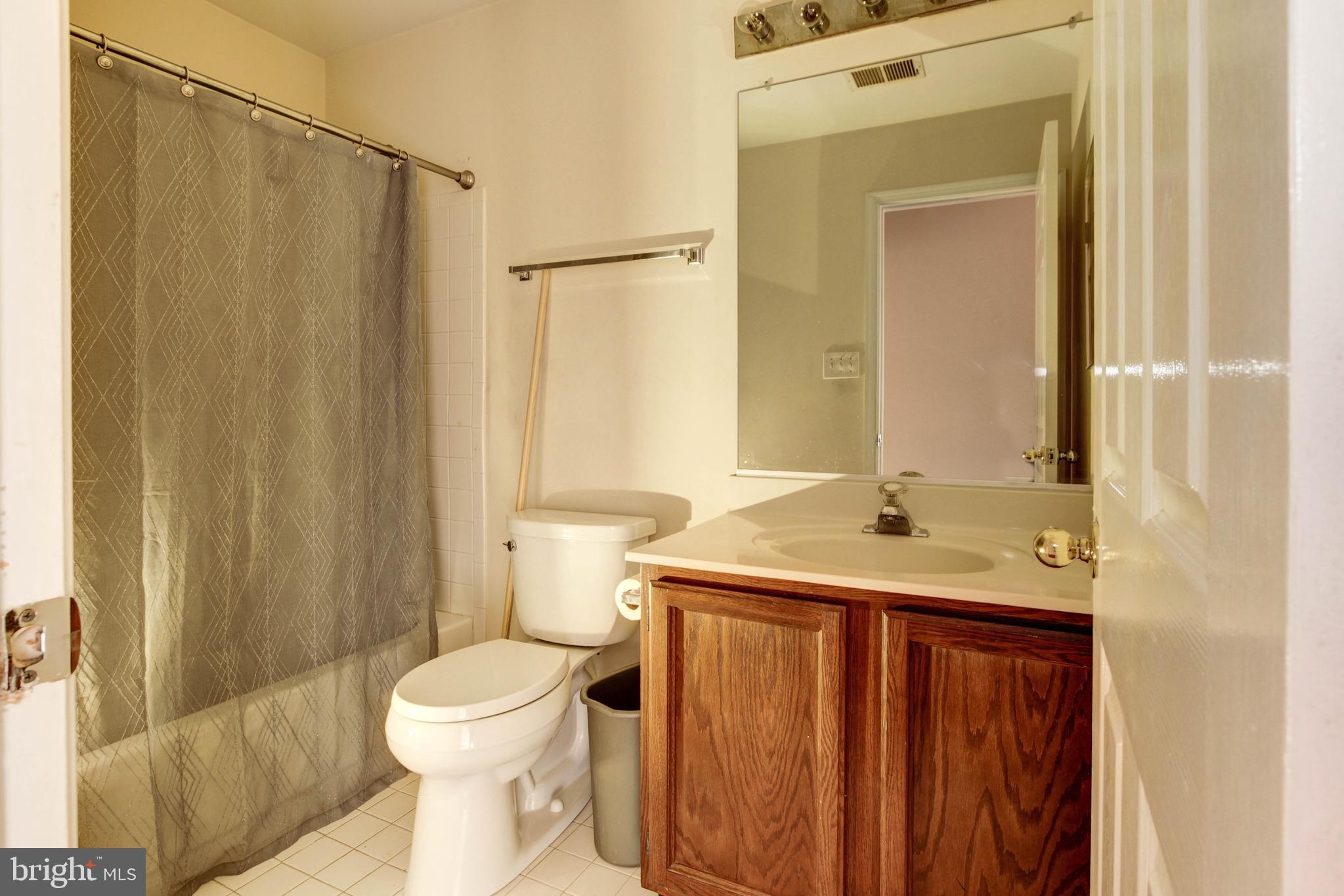 9010 Brae Brooke Drive Lanham, MD 20706 - Photo 25 of 44