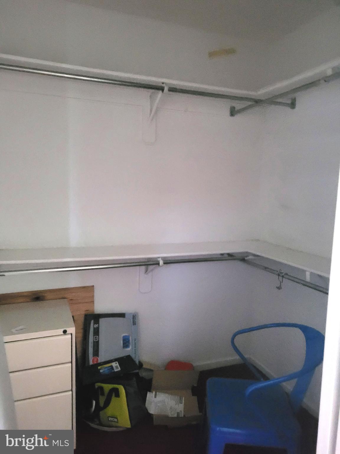 9010 Brae Brooke Drive Lanham, MD 20706 - Photo 32 of 44