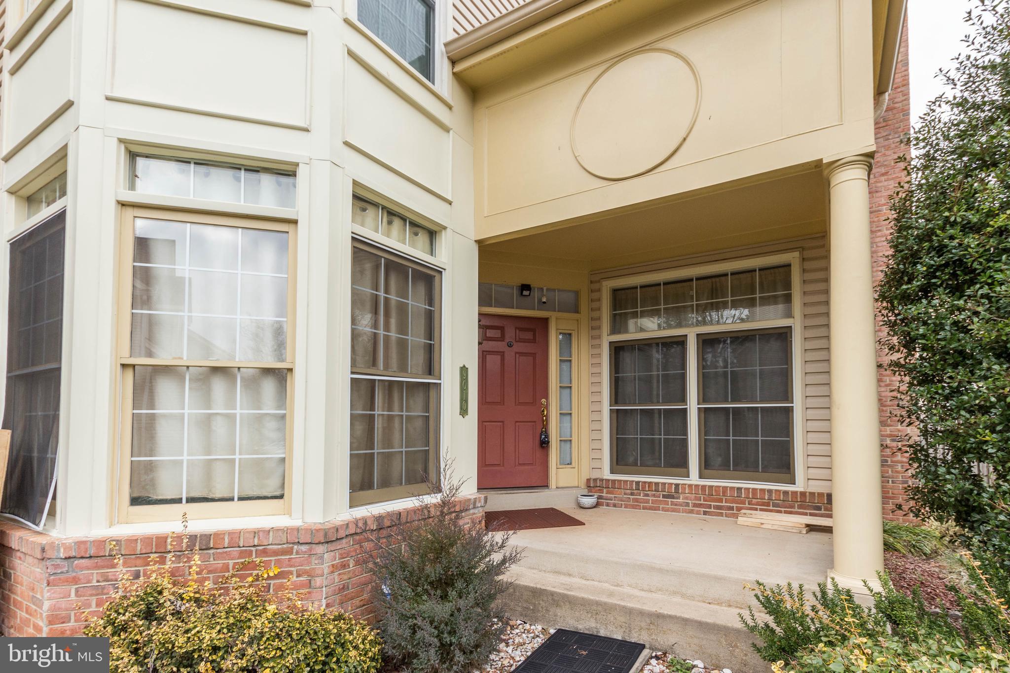 9010 Brae Brooke Drive Lanham, MD 20706 - Photo 4 of 44