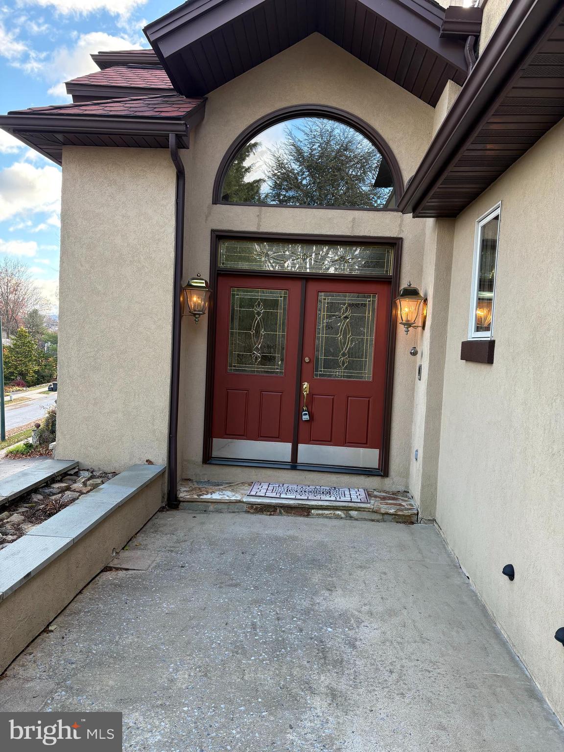 101 Robert Drive Wyomissing, PA 19610 - Photo 2 of 60 a view of entryway