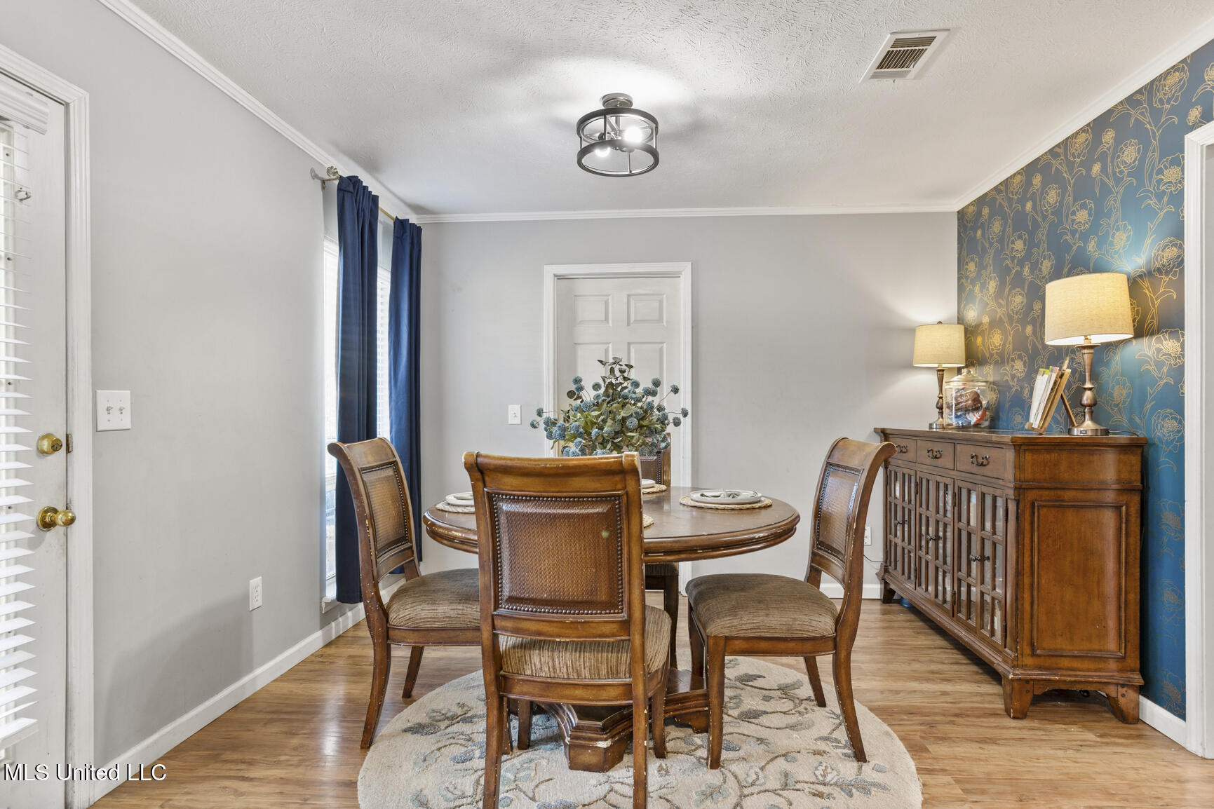 2103 Old Vicksburg Road Clinton, MS 39056 - Photo 7 of 16 2103 Old Vickburg Rd-5