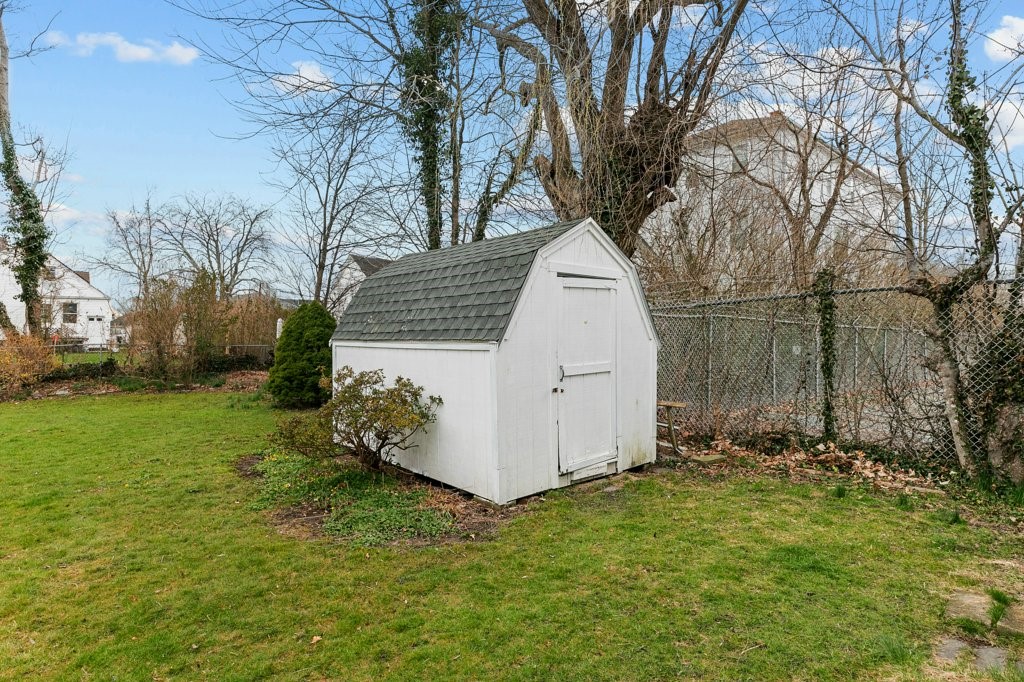 25 Merton Road Newport, RI 02840 - Photo 43 of 50