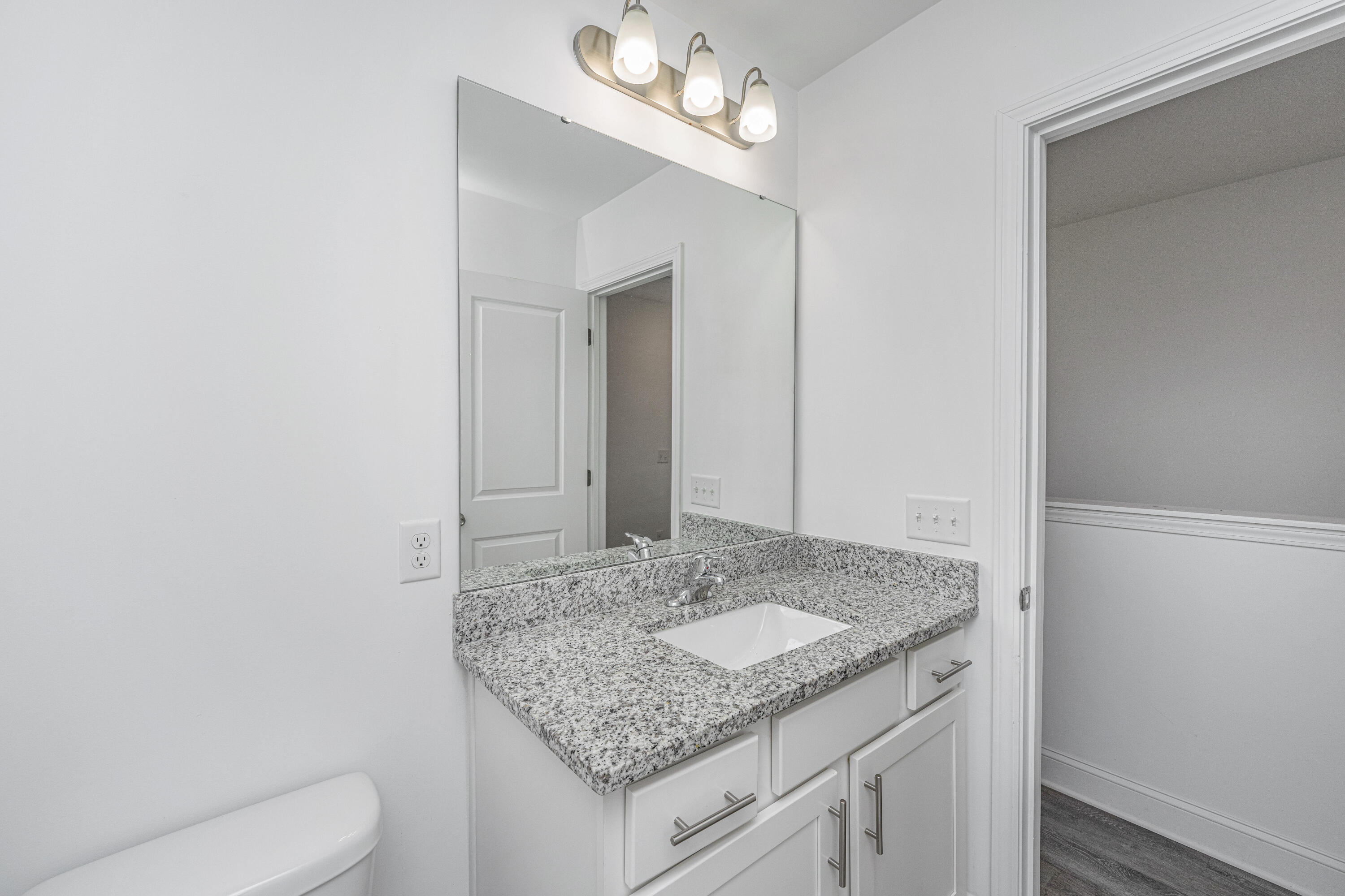 1533 Foster Creek Road Hanahan, SC 29410 - Photo 16 of 38 Dogwood