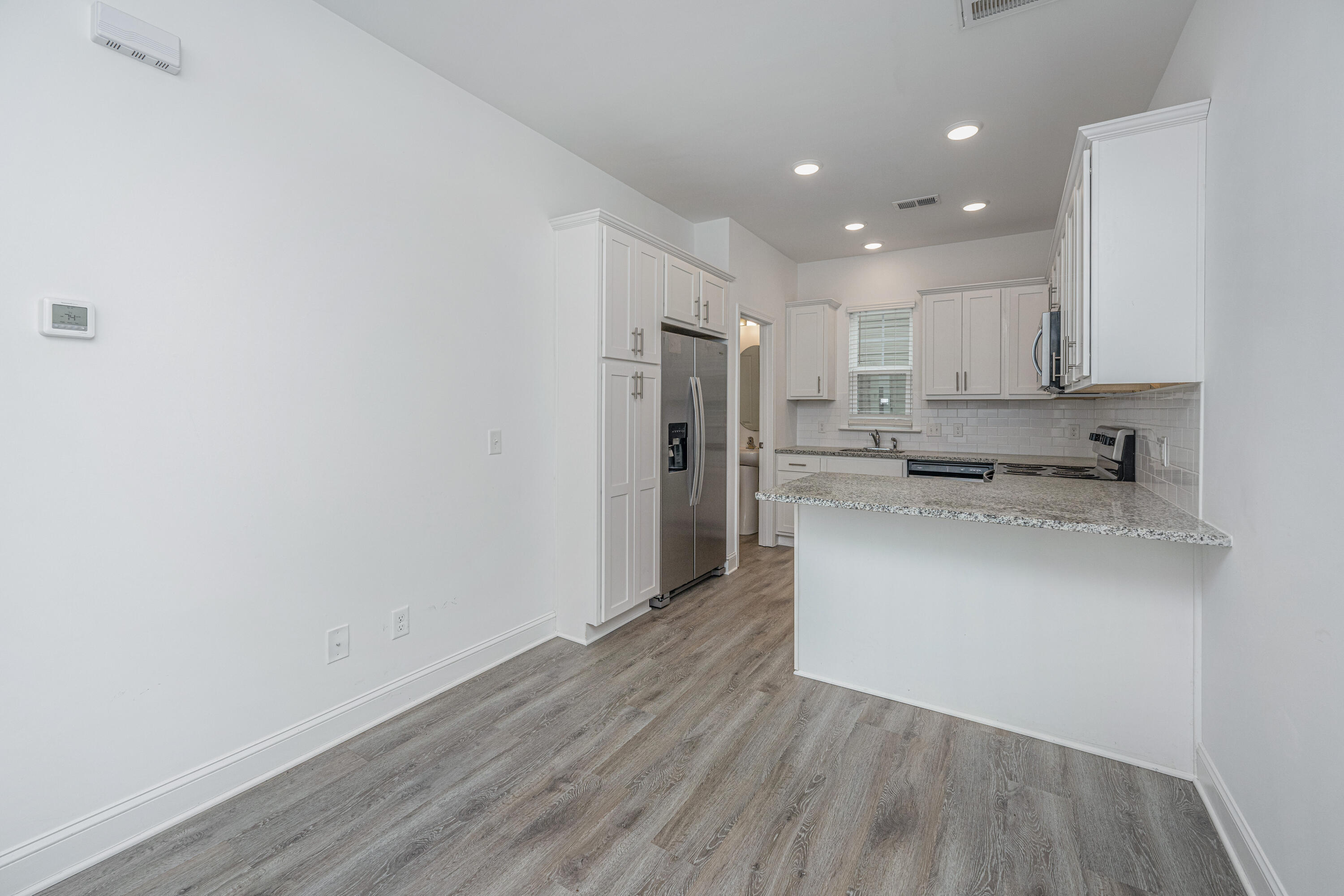 1533 Foster Creek Road Hanahan, SC 29410 - Photo 4 of 38 Dogwood