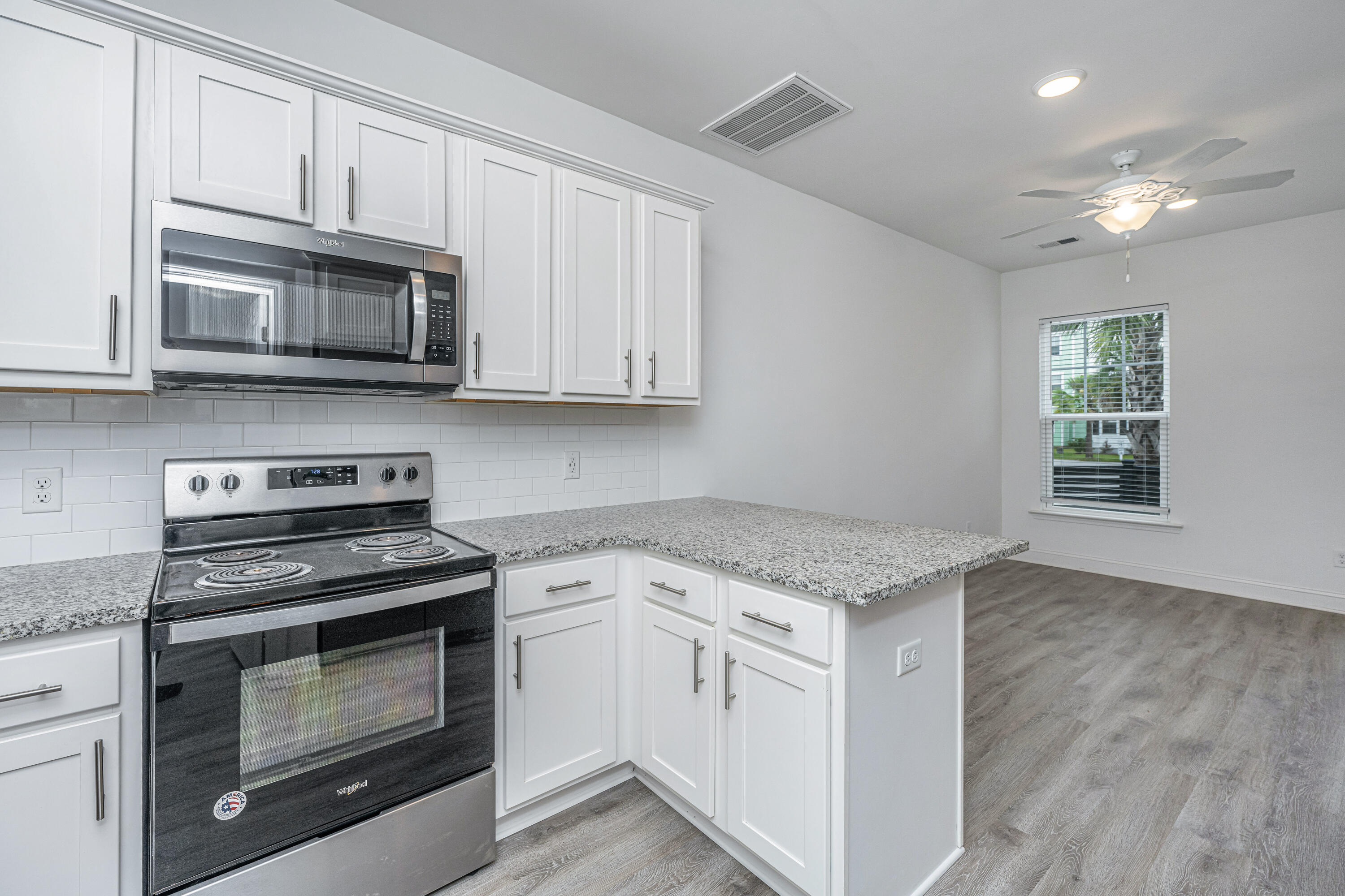 1533 Foster Creek Road Hanahan, SC 29410 - Photo 8 of 38 Dogwood