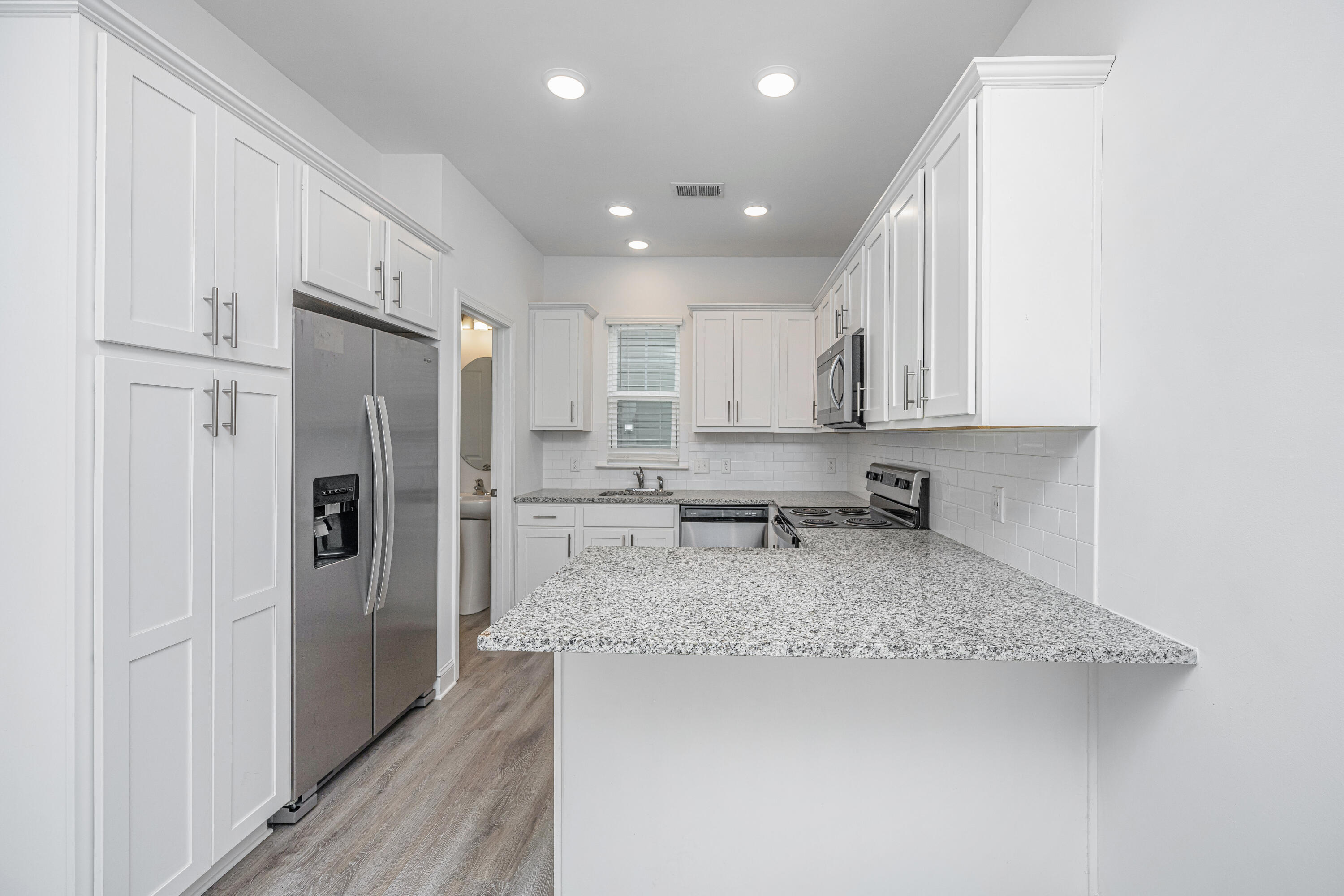 1533 Foster Creek Road Hanahan, SC 29410 - Photo 9 of 38 Dogwood