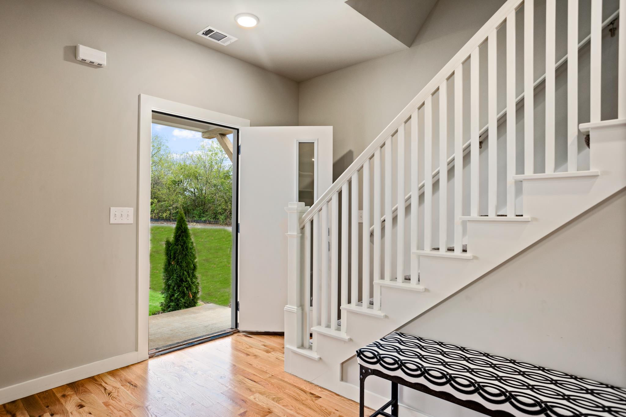 3635 Hydes Ferry Road Nashville, TN 37218 - Photo 3 of 18 Welcome Home
