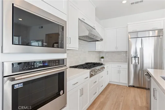 $5,900 | 408 Treble, Irvine, CA 92618