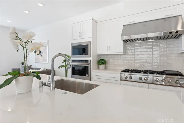 $5,900 | 408 Treble, Irvine, CA 92618