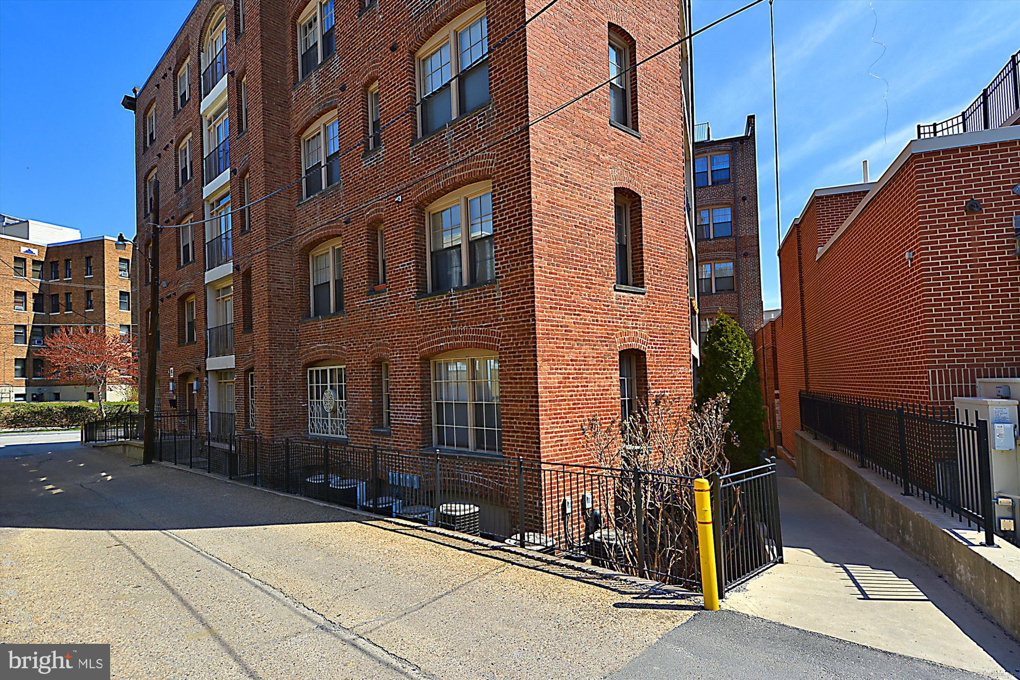 2902 Porter Street Northwest, Unit 43 Washington, DC 20008 - Photo 24 of 26 Rear Access to The Monterey