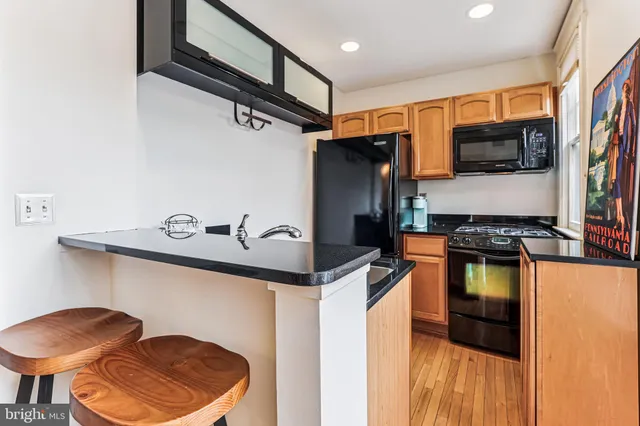 $375,000 | 2902 Porter Street Northwest, Unit 43, Washington, DC 20008