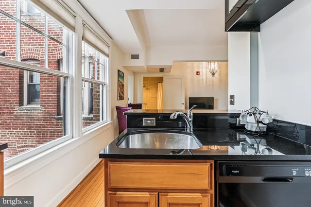 $375,000 | 2902 Porter Street Northwest, Unit 43, Washington, DC 20008