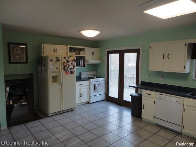 751 Range Road Marysville, MI 48040 - Photo 12 of 22