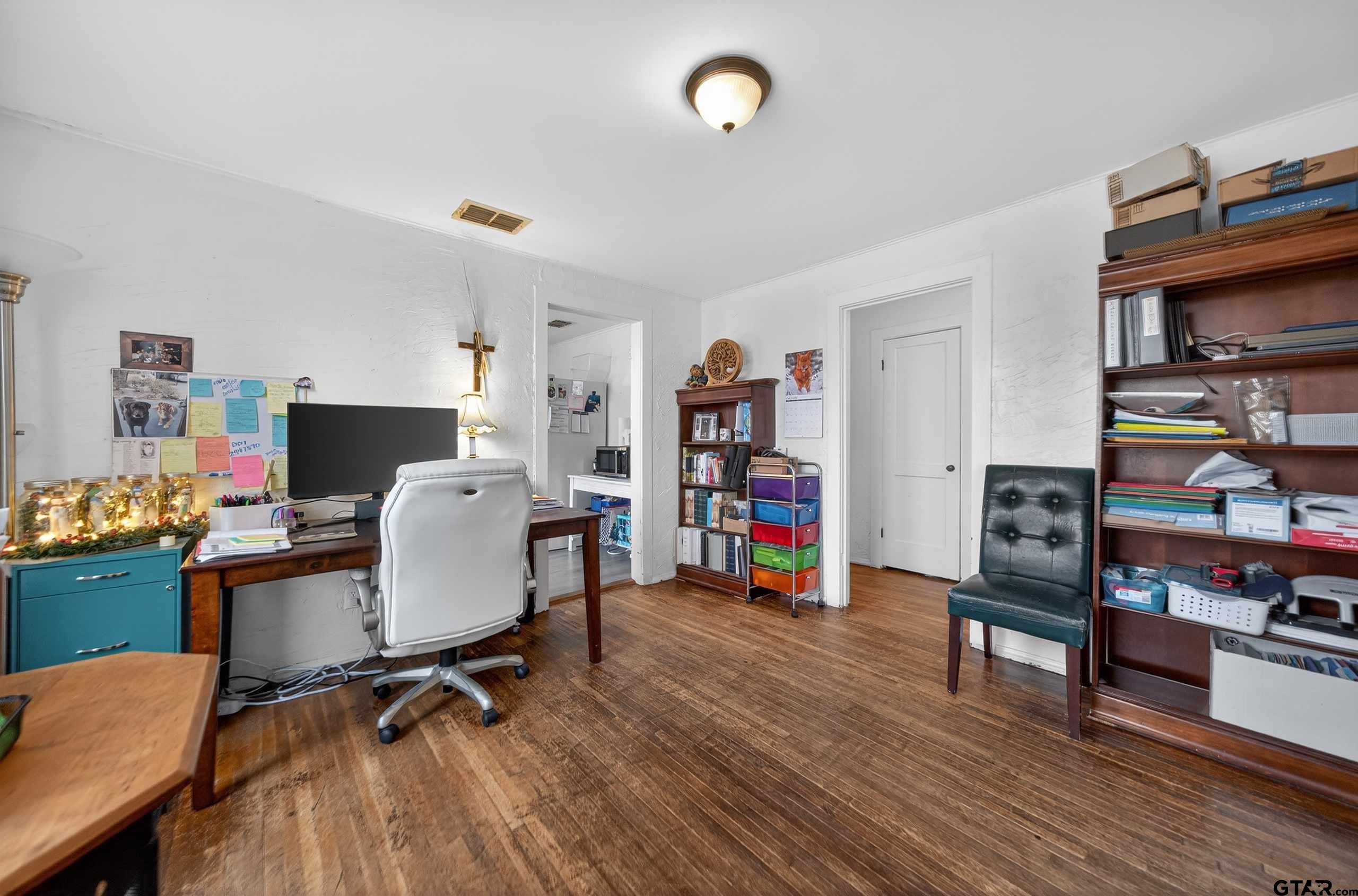 328 Mockingbird Lane Tyler, TX 75701 - Photo 31 of 43