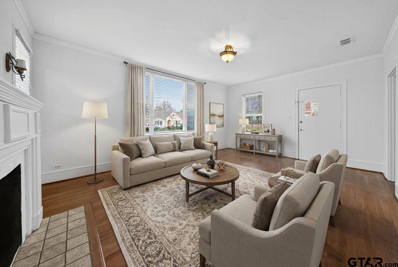 328 Mockingbird Lane Tyler, TX 75701 - Photo 7 of 43