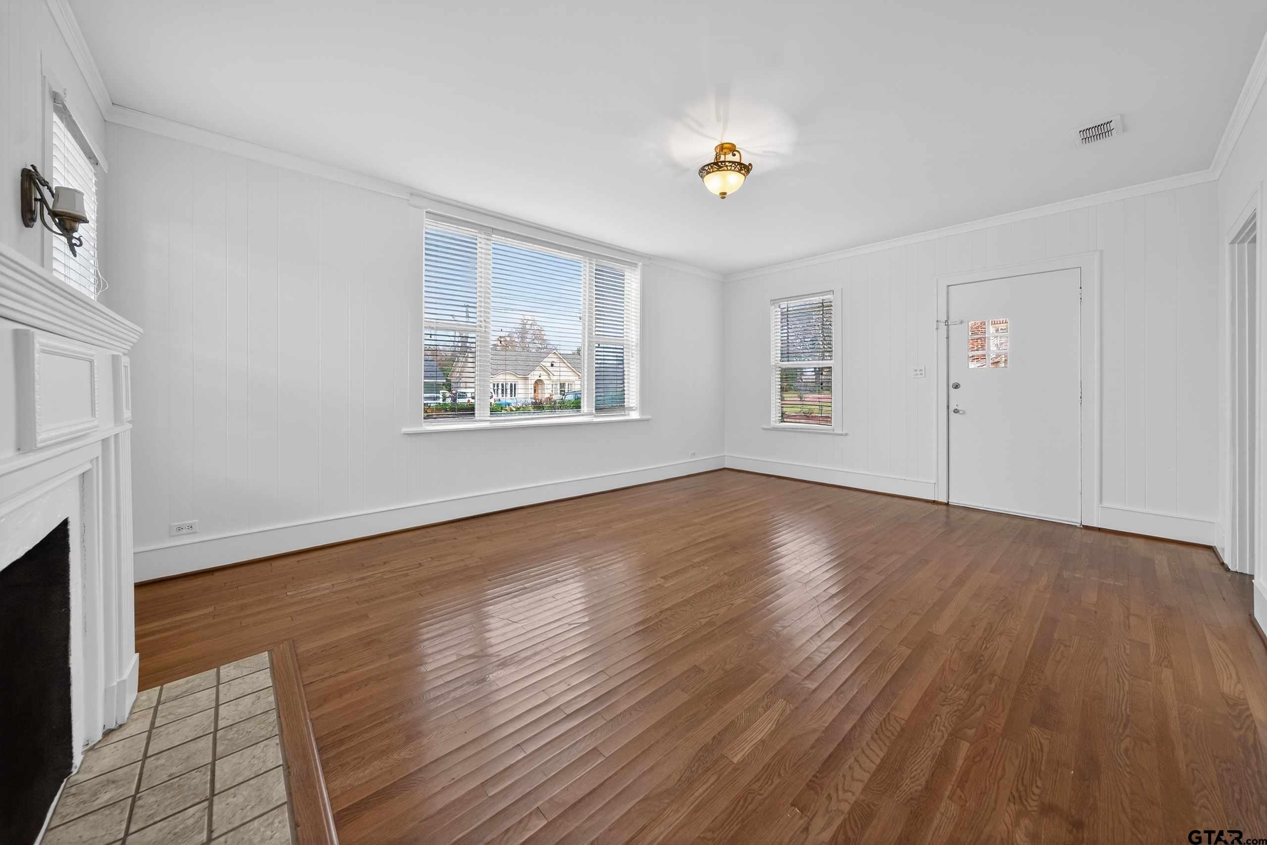 328 Mockingbird Lane Tyler, TX 75701 - Photo 10 of 43