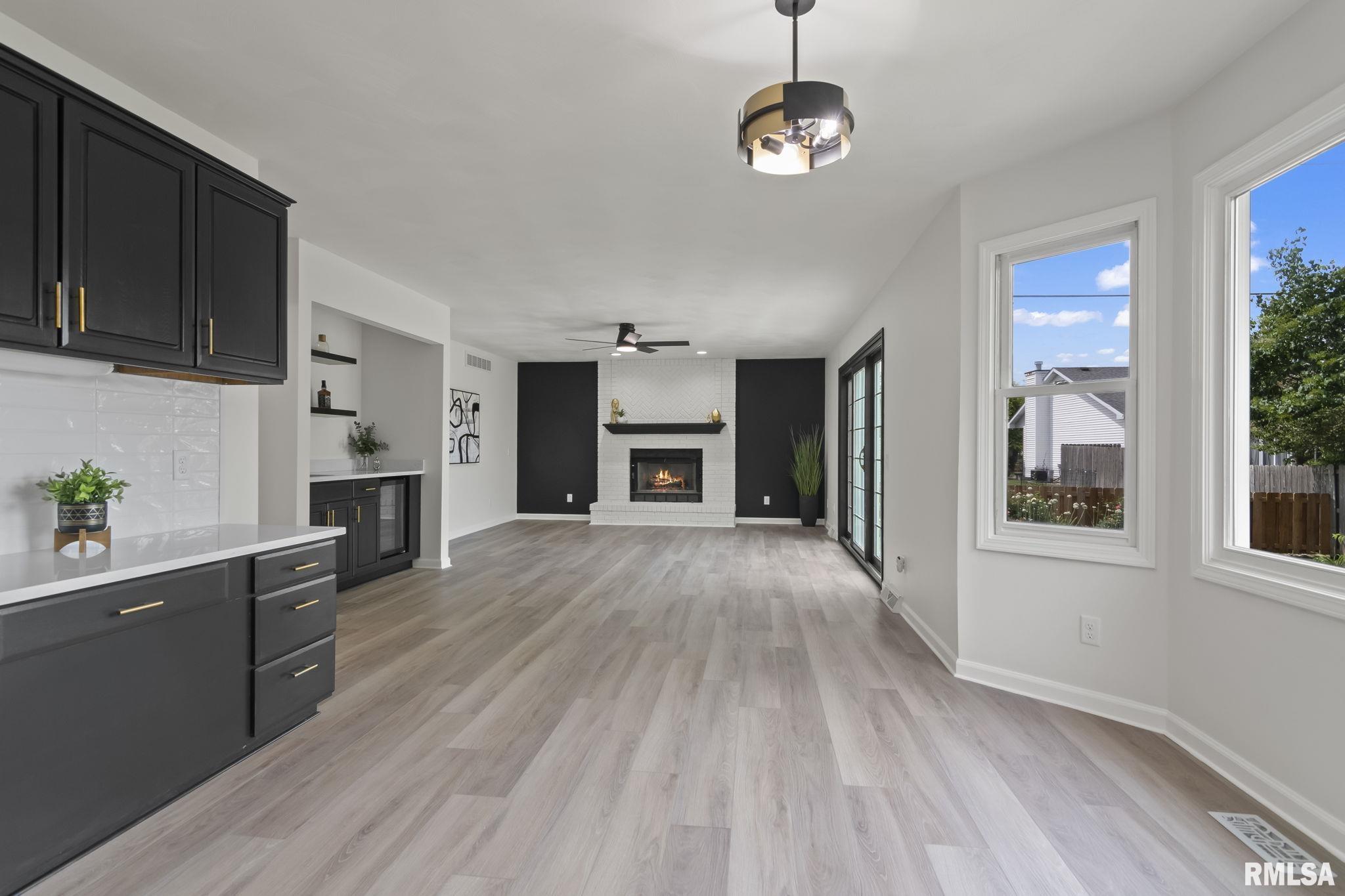 3301 Red Bud Lane Springfield, IL 62712 - Photo 12 of 53