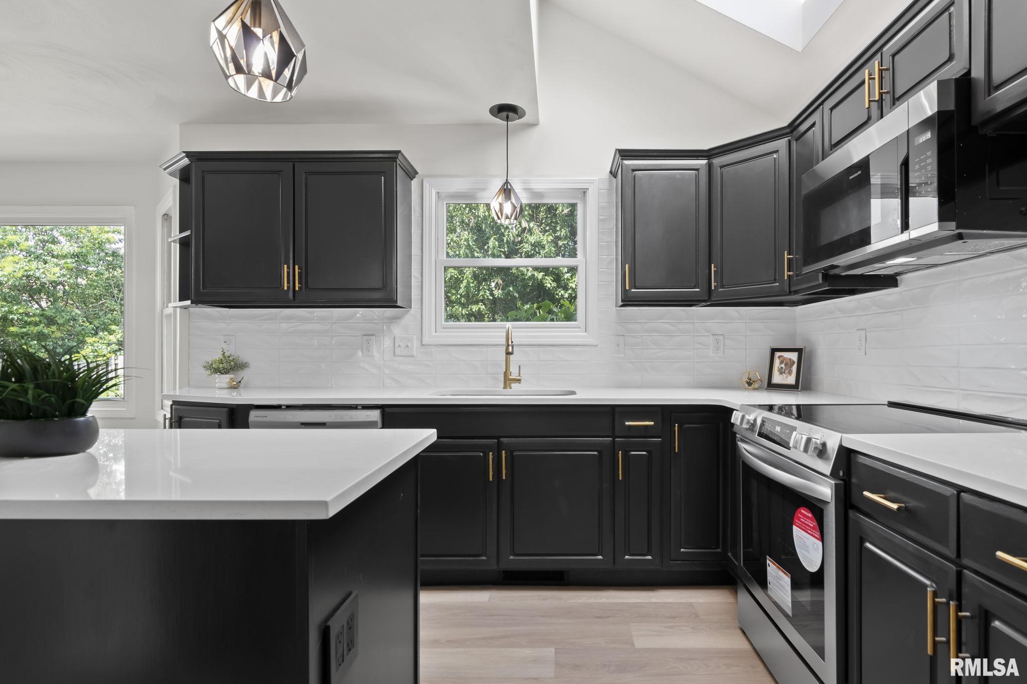 3301 Red Bud Lane Springfield, IL 62712 - Photo 22 of 53