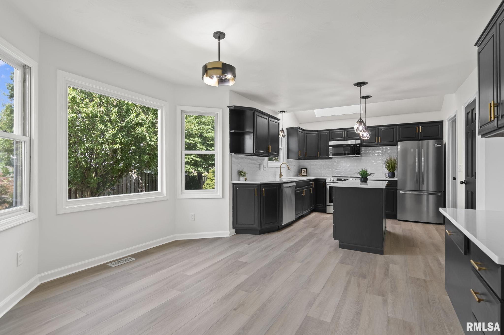 3301 Red Bud Lane Springfield, IL 62712 - Photo 24 of 53