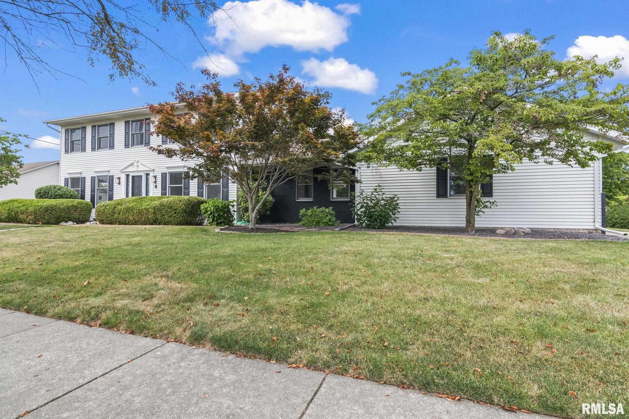 3301 Red Bud Lane Springfield, IL 62712 - Photo 3 of 53