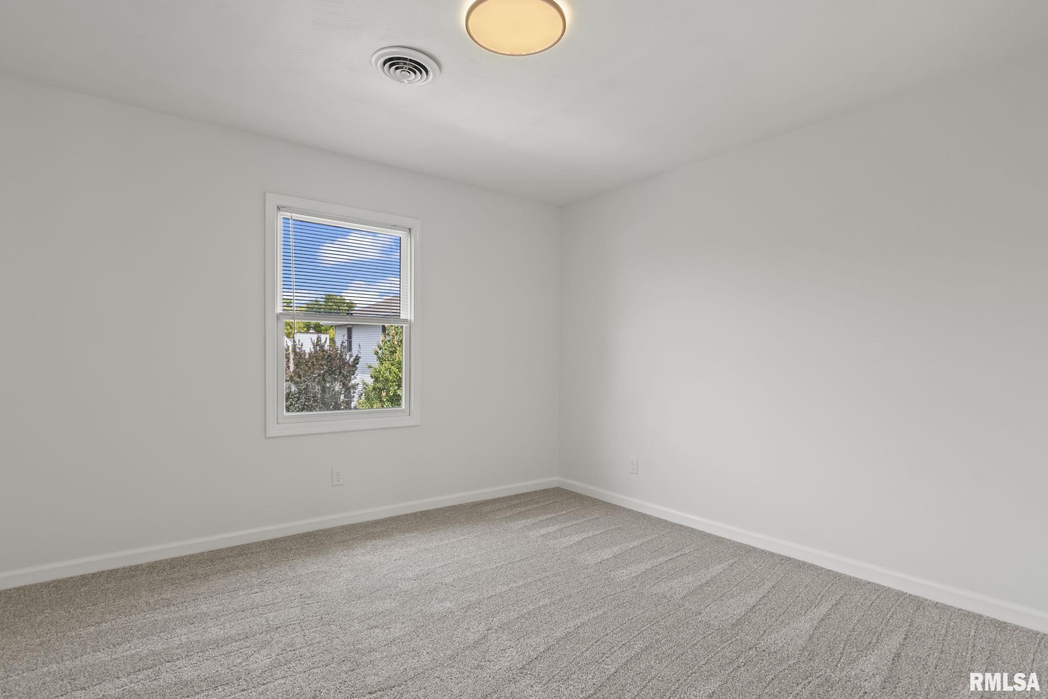 3301 Red Bud Lane Springfield, IL 62712 - Photo 37 of 53