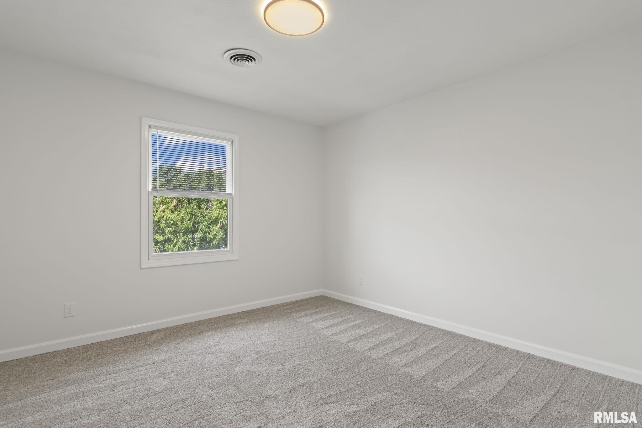 3301 Red Bud Lane Springfield, IL 62712 - Photo 38 of 53