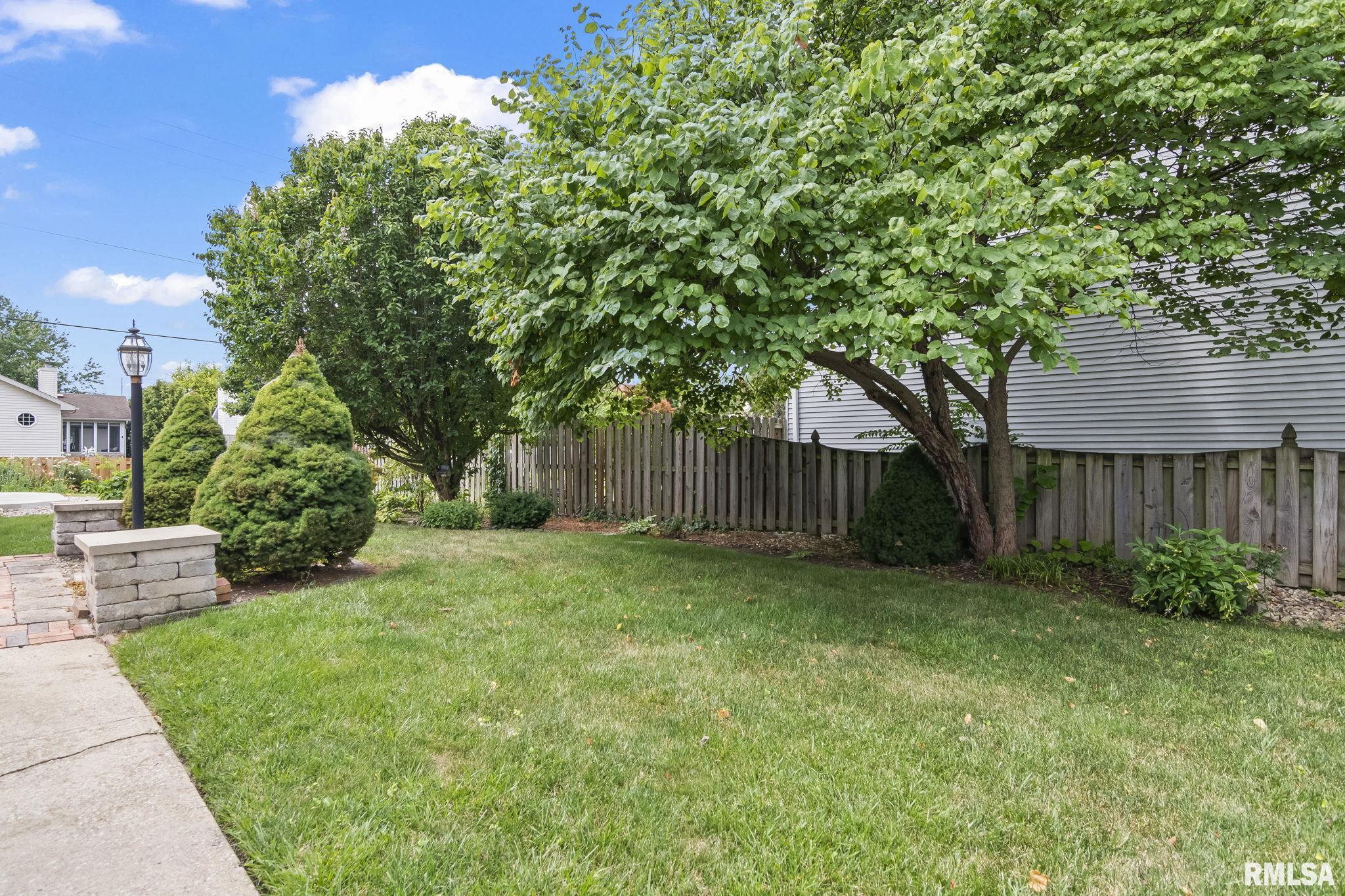 3301 Red Bud Lane Springfield, IL 62712 - Photo 47 of 53