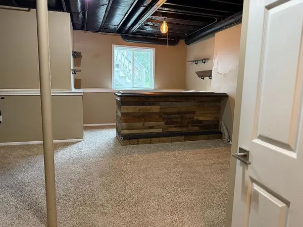 $375,000 | 1300 Pondview Lane, Oxford, MI 48371