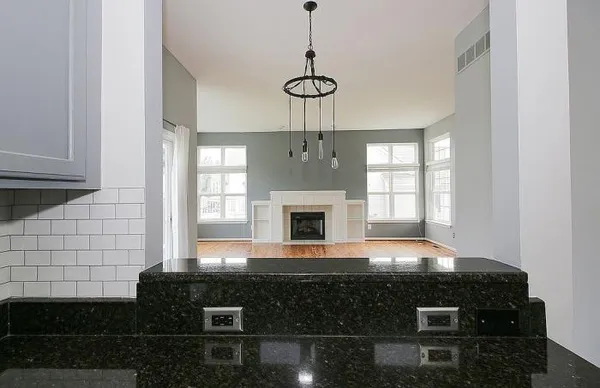 $375,000 | 1300 Pondview Lane, Oxford, MI 48371