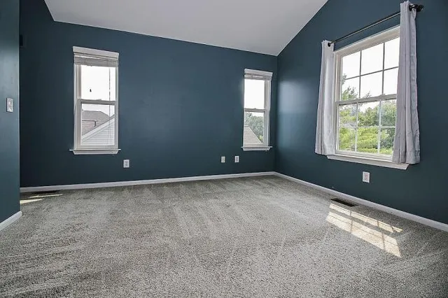 $375,000 | 1300 Pondview Lane, Oxford, MI 48371