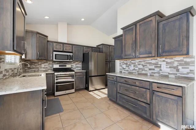 $399,000 | 3508 West Trail Wood Court, Dunlap, IL 61525