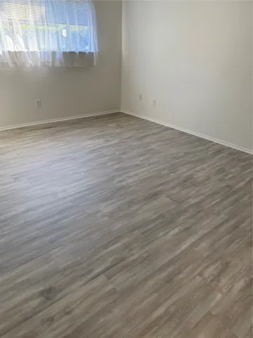 $1,600 | 7031 North Holiday Drive, Galveston, TX 77550