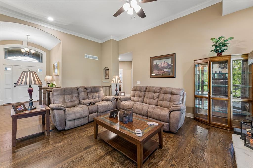 17218 West 197th Place Spring Hill, KS 66083 - Photo 10 of 40